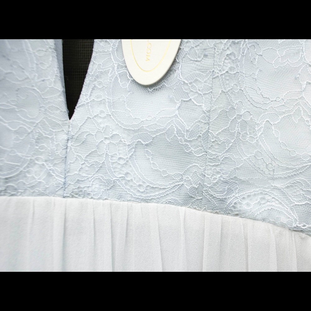 Leanne Marshall Wedding Dress (light blue/white) - Picture 5 of 8